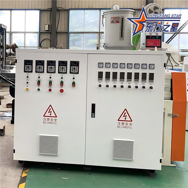 Производитель машин для изготовления водонепроницаемых тканей TPE